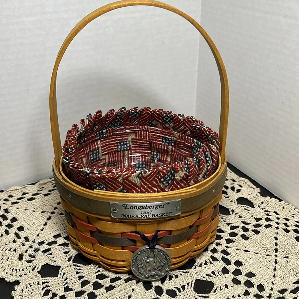 RARE 1997 yr Longaberger Inaugural Basket, Patriotic Liner, Protector & Tie-On
